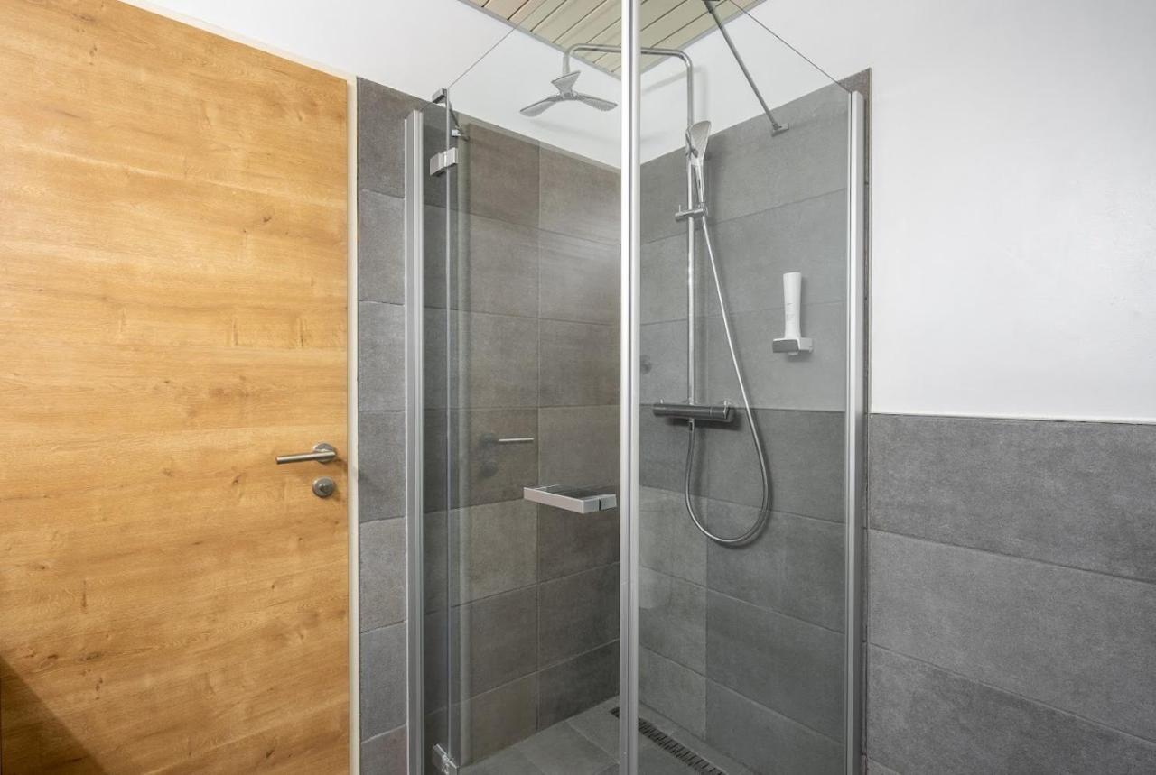 Das Reinisch Just Rooms Schwechat Exterior foto